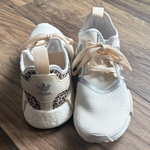 adidas Kids Cream/Beige Leopard Accent Sneakers